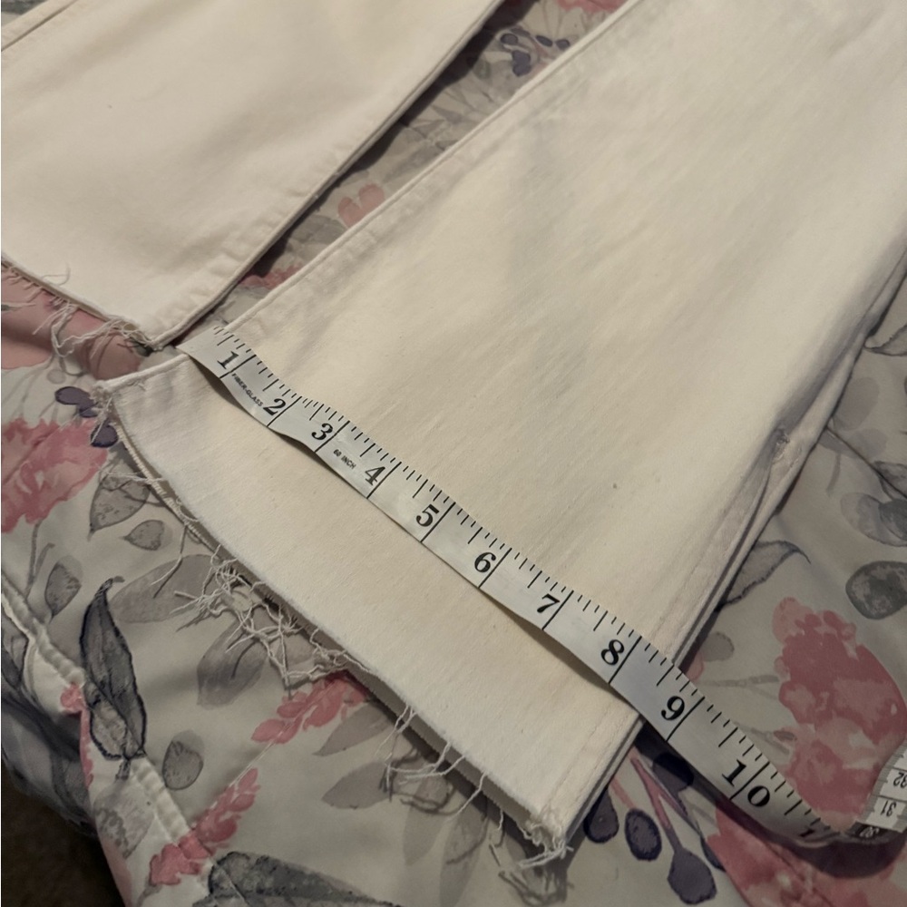 Madewell Women's Off-White Flare Jeans - Picture 3 of 7